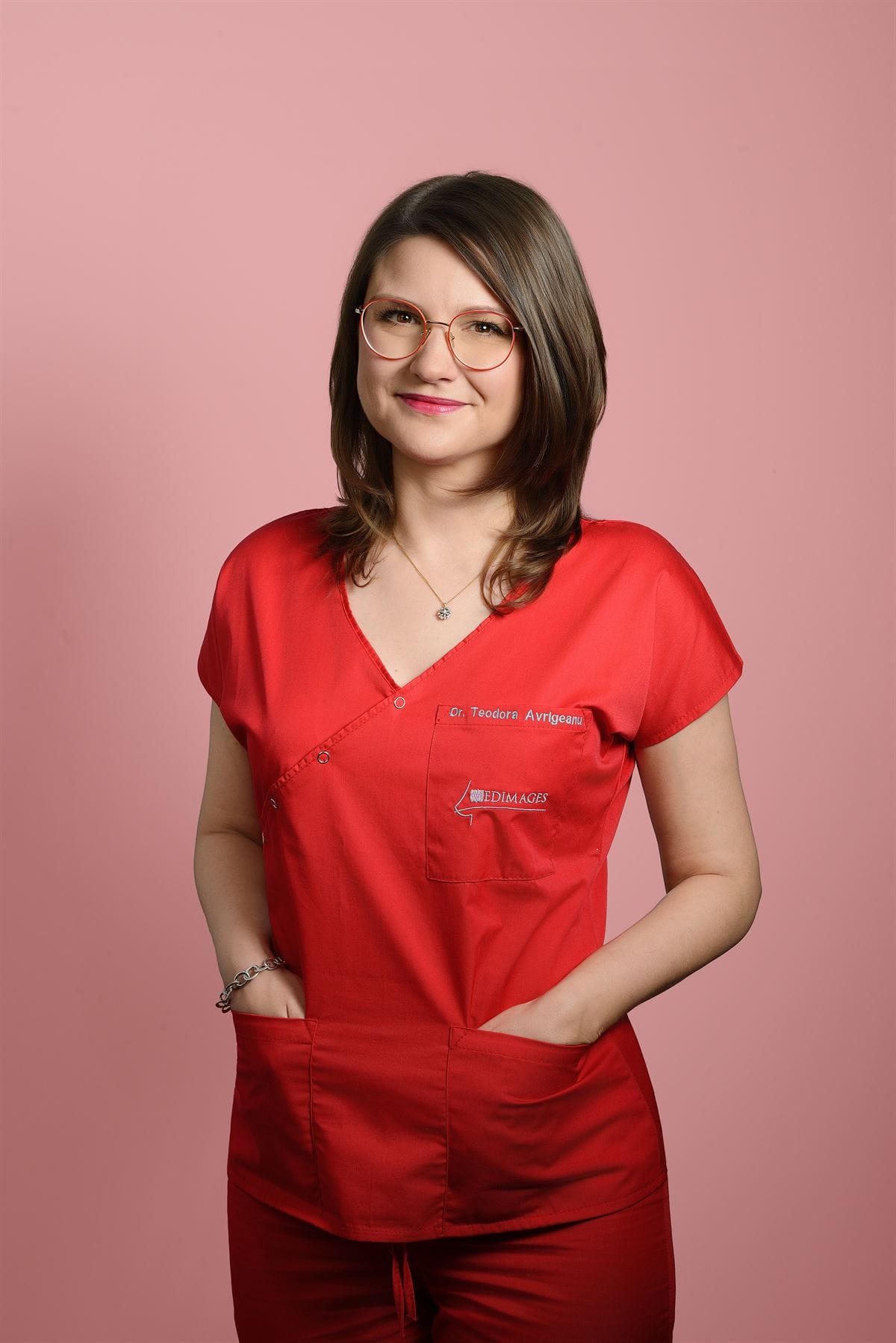 Dr. Avrigeanu Teodora